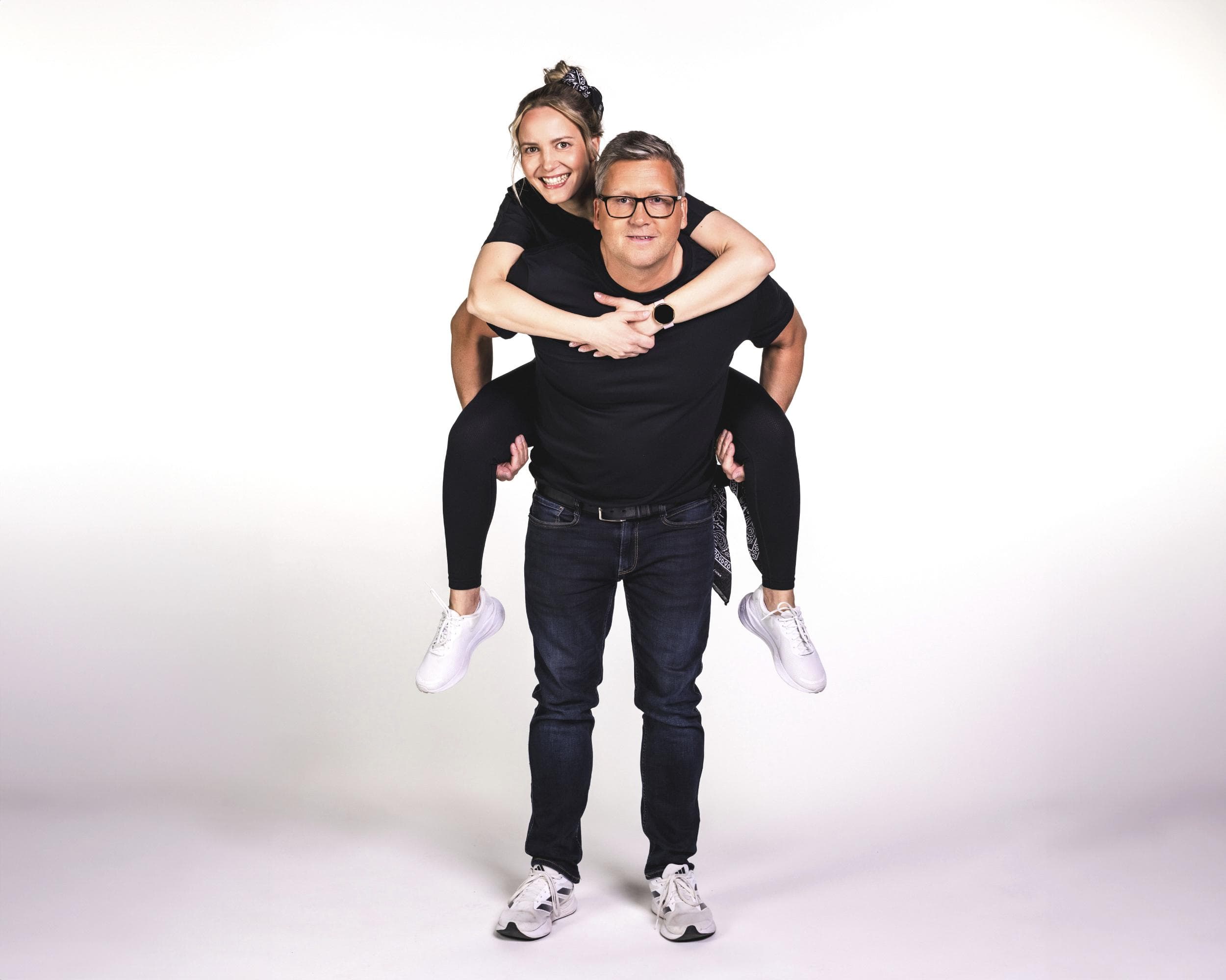 Jani Sievinen, 50, & Maria Nyqvist, 40, Aviopari Jani Sievinen, 50, & Maria Nyqvist, 40, Aviopari