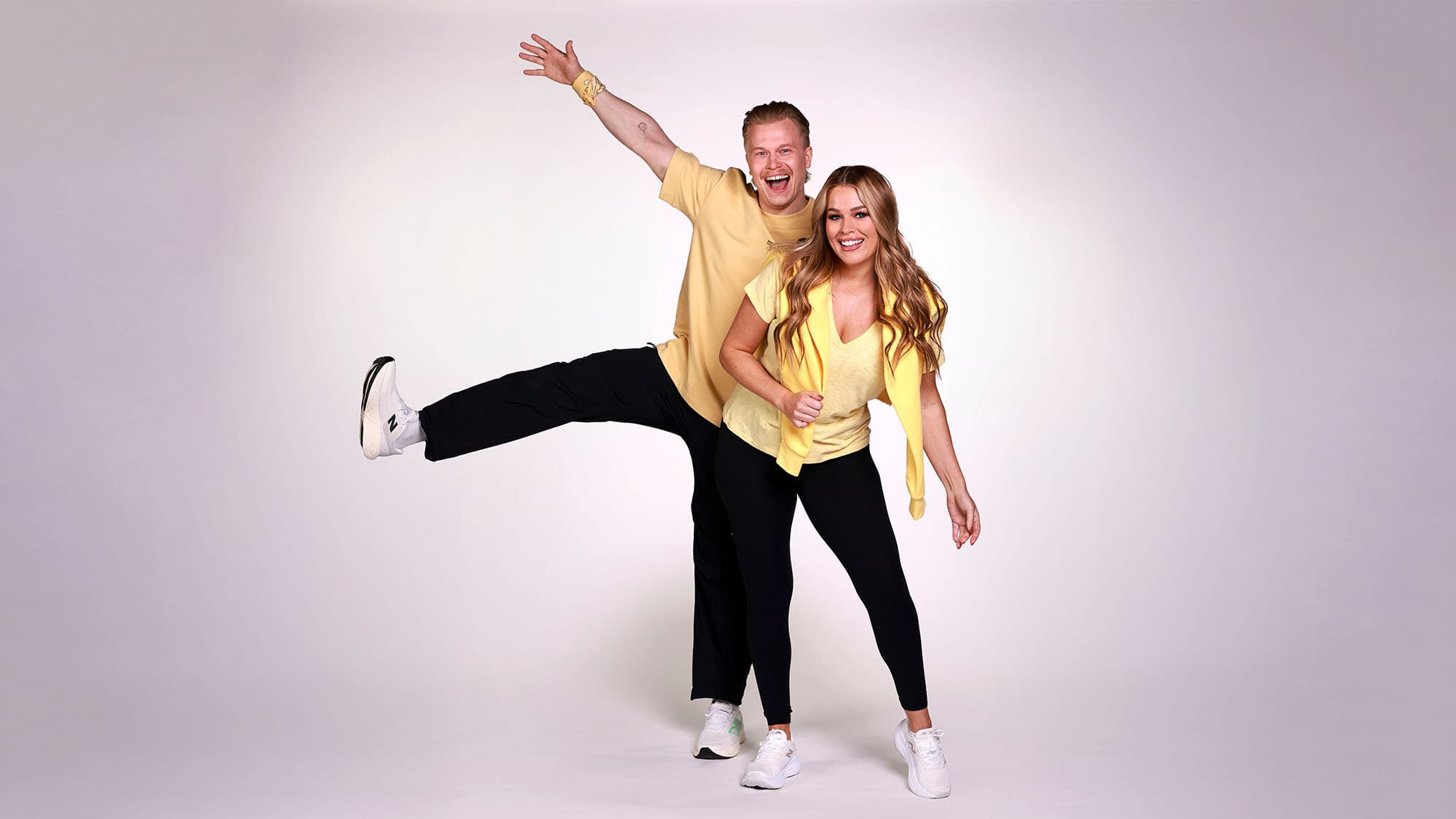 Sara Sieppi, 34, yrittäjä & Artturi Sieppi, 31, palomies Sisarukset Sara Sieppi, 34, yrittäjä & Artturi Sieppi, 31, palomies Sisarukset