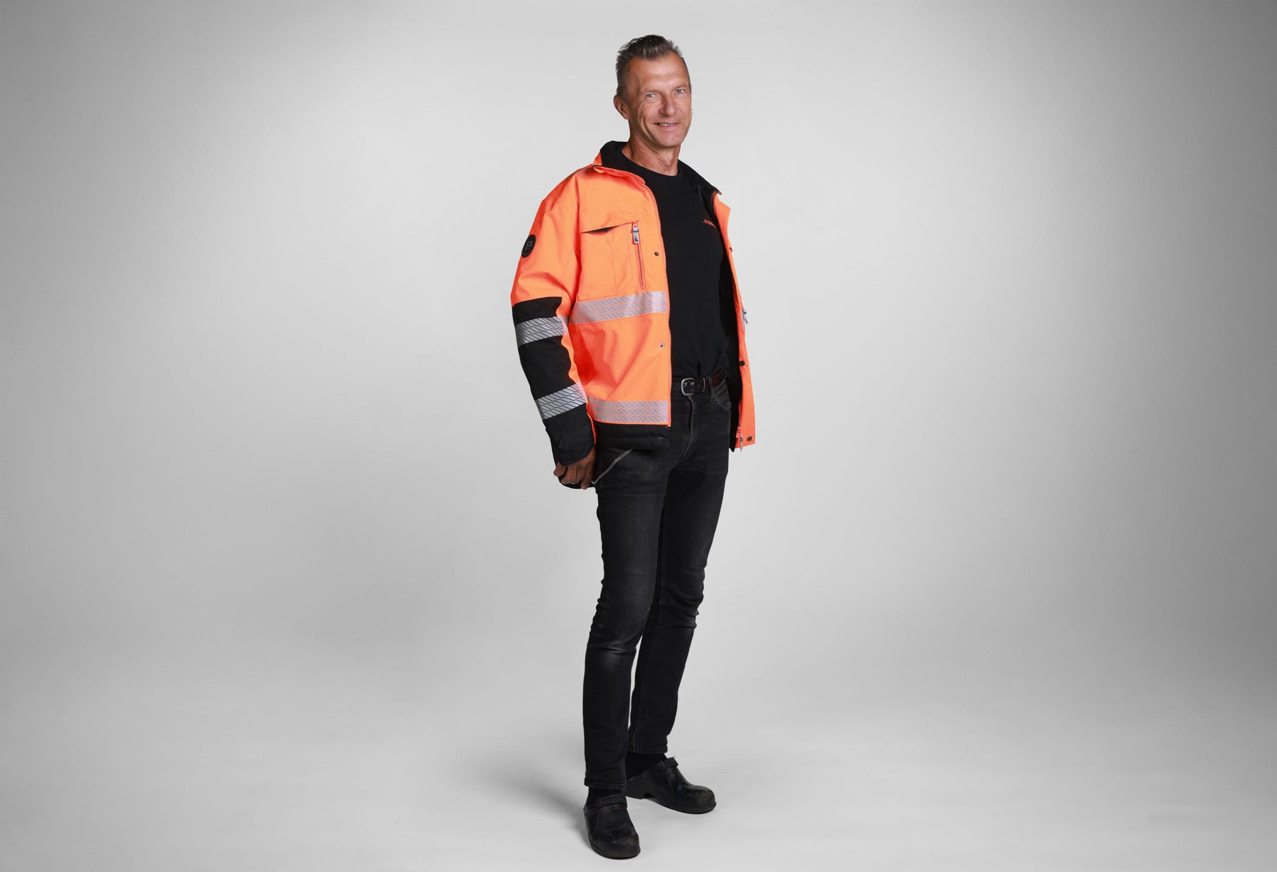 Mika / Kuljetus V. Hulkkonen Oy Mika / Kuljetus V. Hulkkonen Oy