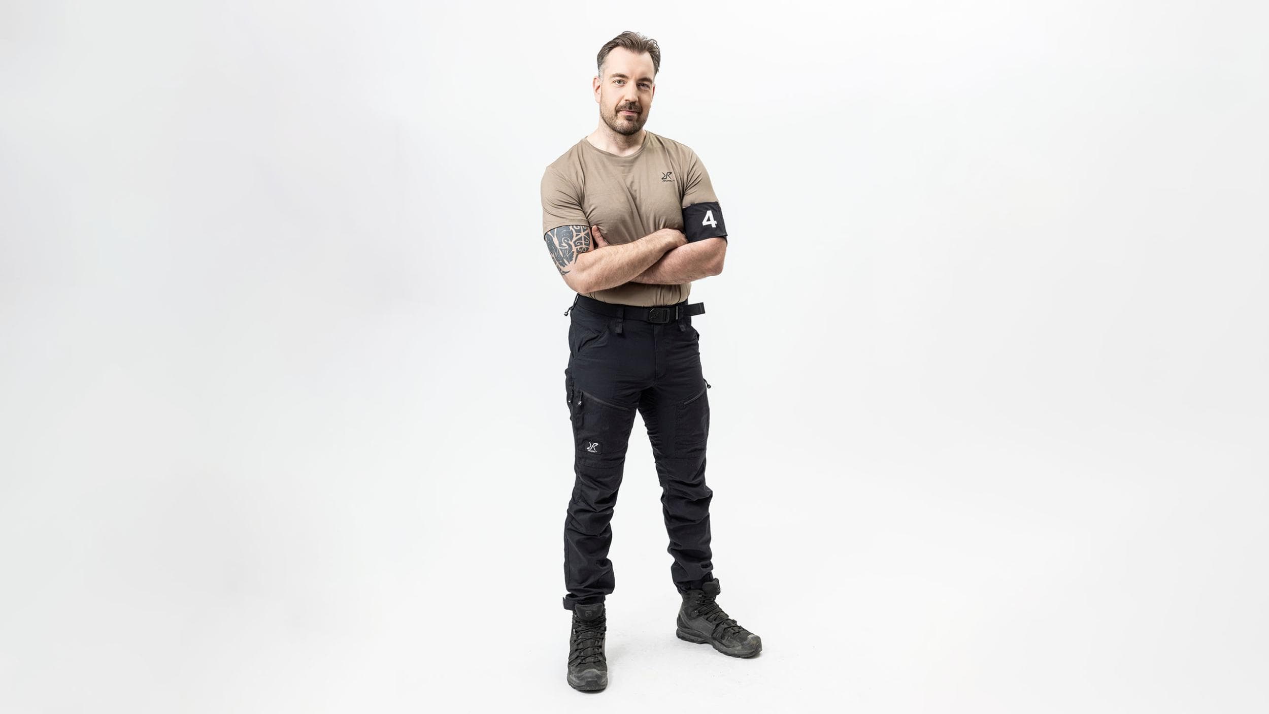 4 TUOMO KASANEN, 37, SISÄLLÖNTUOTTAJA 4 TUOMO KASANEN, 37, SISÄLLÖNTUOTTAJA